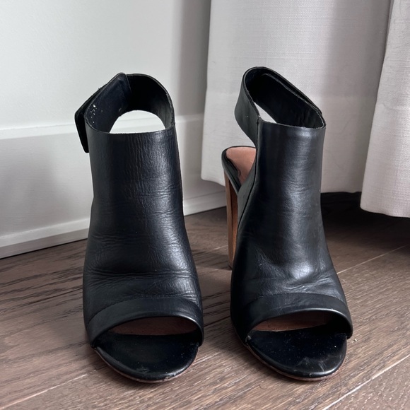 Aldo shoes - size 7.5 - Picture 2 of 5